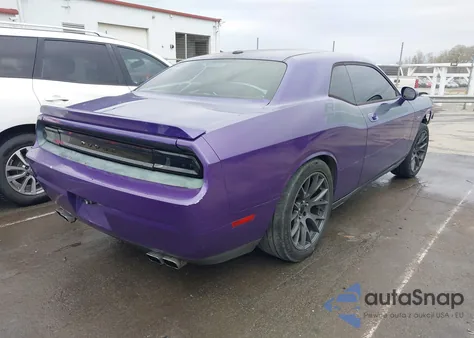 2010 Dodge Challenger R/T z USA, uszkodzony, nr VIN 2B3CJ5DT3AH175322